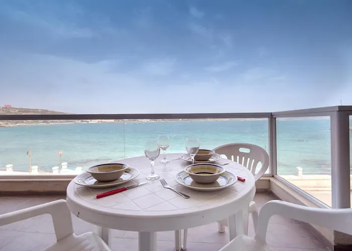 Premium Seafront With Panoramic Bay Views Mellieħa