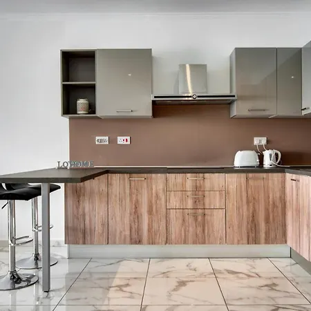 Beachfront Pretty Apartament *