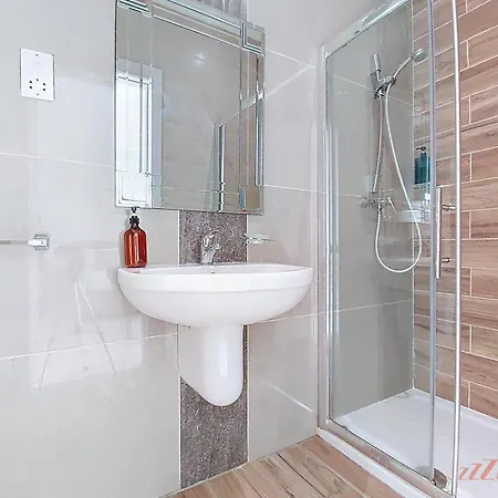Premium Seafront With Panoramic Bay Views Daire *