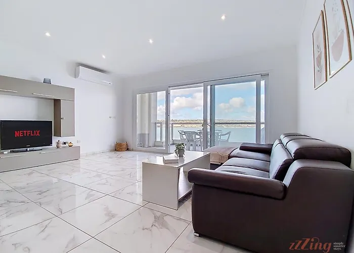 Premium Seafront With Panoramic Bay Views Mellieħa