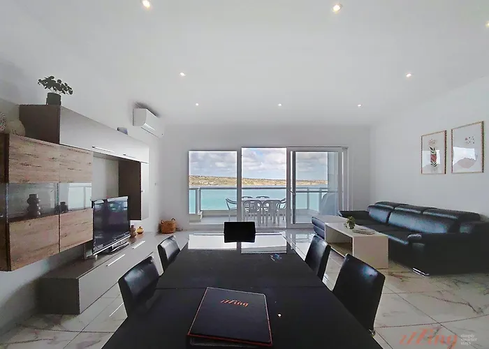 Premium Seafront With Panoramic Bay Views * Mellieħa